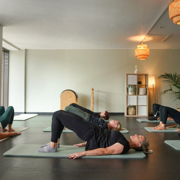 Pilates mat class | exercise class for mums